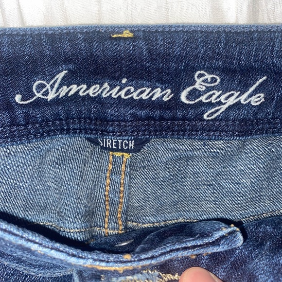 American Eagle Low Rise Denim Shorts - Picture 2 of 3